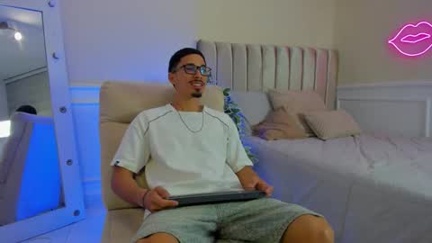 Snapshot of eros_becker_ chatting on 03/18/26, 03:20 eros_becker_ online show from 03/18/26, 03:20