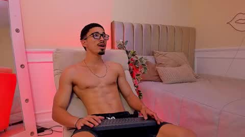 Snapshot of eros_becker_ chatting on 03/20/26, 05:23 eros_becker_ online show from 03/20/26, 05:23