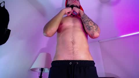 Snapshot of eros_chipre chatting on 02/17/25, 12:16 Eros online show from 02/17/25, 12:16