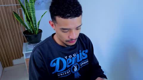 Snapshot of eros_chipre chatting on 10/23/25, 03:11 Eros online show from 10/23/25, 03:11