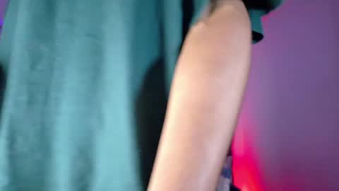 Snapshot of eros_chipre chatting on 05/13/26, 03:04 Eros online show from 05/13/26, 03:04