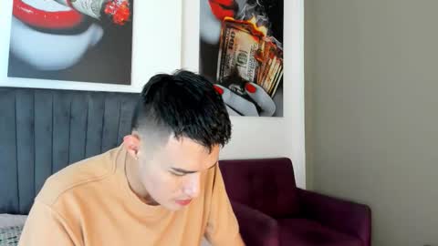 Snapshot of eros_mancini chatting on 11/22/25, 03:38 Eros Mancini online show from 11/22/25, 03:38