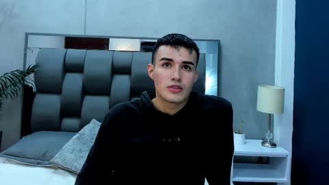 Snapshot of eros_mancini chatting on 11/29/25, 03:20 Eros Mancini online show from 11/29/25, 03:20