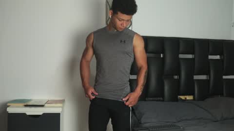 Snapshot of erosscott chatting on 12/10/24, 06:38 Eros online show from 12/10/24, 06:38