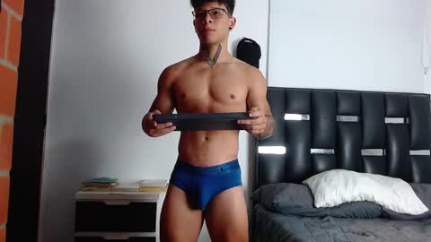 Eros online show from 10/31/25, 03:13