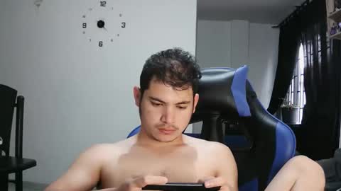 Snapshot of erosstorm chatting on 02/26/26, 08:19 ErosStorm online show from 02/26/26, 08:19