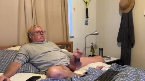 eros online show from 03/06/25, 11:09