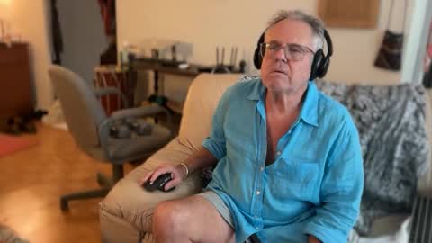 eros online show from 09/21/25, 10:22