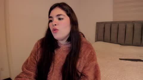 Snapshot of erotic_boobs chatting on 04/11/26, 03:33 Karen online show from 04/11/26, 03:33