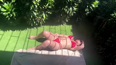 Snapshot of erotic_butterfly chatting on 03/03/25, 06:22 April online show from 03/03/25, 06:22