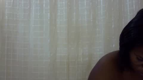 Snapshot of erotic_ebony56 chatting on 10/31/25, 07:31 erotic_ebony56 online show from 10/31/25, 07:31