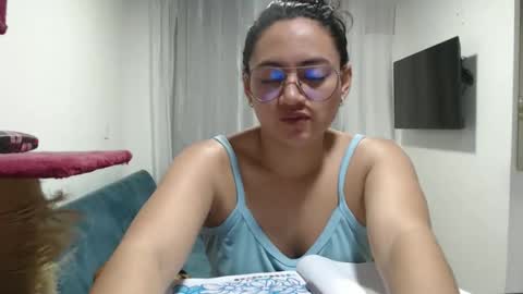 erotic_fusion_ online show from 06/01/26, 12:01