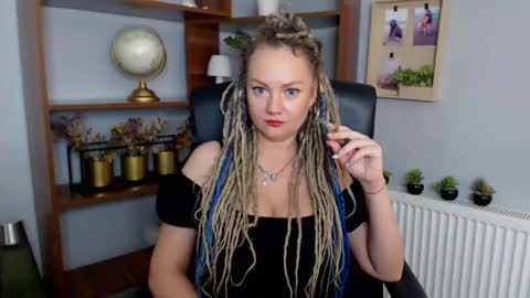 Snapshot of erotic_kaya chatting on 03/11/25, 05:35 KAYA online show from 03/11/25, 05:35