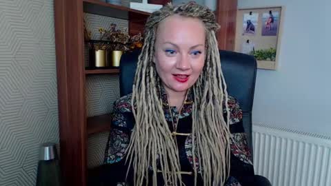 Snapshot of erotic_kaya chatting on 11/27/25, 05:37 KAYA online show from 11/27/25, 05:37