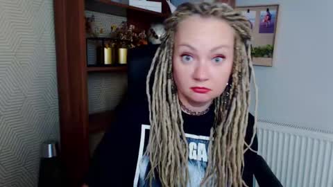 Snapshot of erotic_kaya chatting on 12/03/25, 05:22 KAYA online show from 12/03/25, 05:22