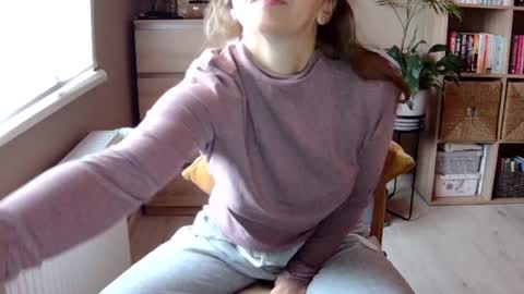 Melissa   online show from 12/07/24, 08:44