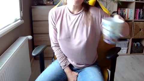 Melissa   online show from 12/17/24, 10:01