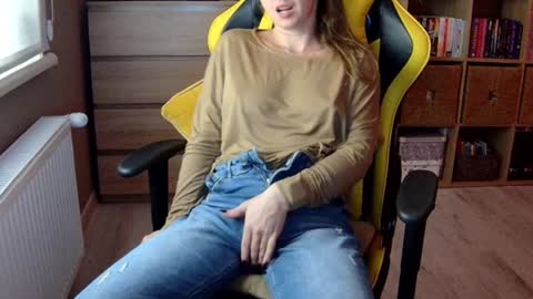 Melissa   online show from 12/22/24, 08:03