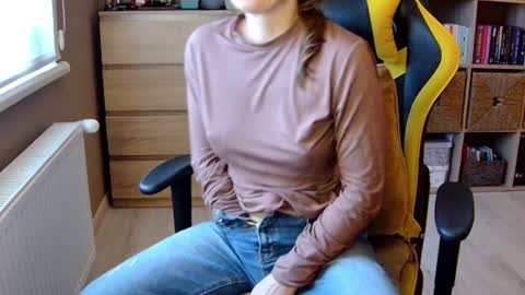 Melissa   online show from 12/23/24, 01:13