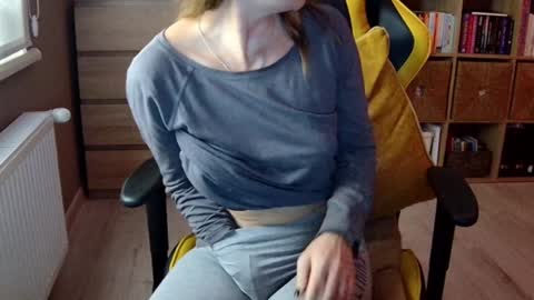 Melissa   online show from 01/01/25, 03:24