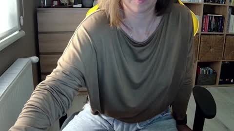 Melissa   online show from 02/13/25, 03:24