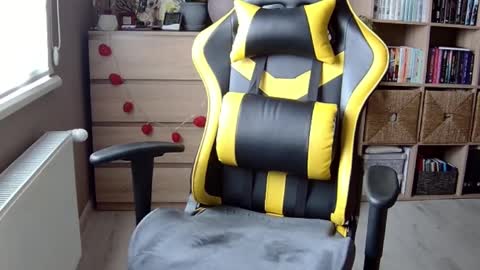 Melissa   online show from 02/15/25, 01:05