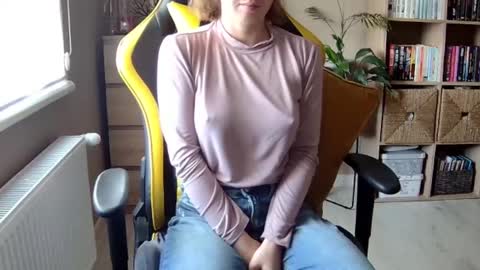 Melissa   online show from 02/28/25, 12:20