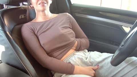 Melissa   online show from 09/26/25, 11:36