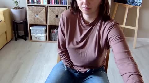 Melissa   online show from 10/04/25, 10:13