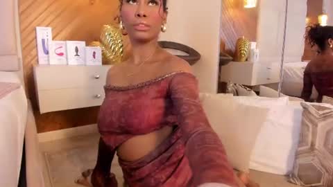 Snapshot of eroticalana_ chatting on 06/17/26, 12:13 Alana online show from 06/17/26, 12:13