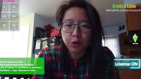 Snapshot of eroticalynn chatting on 12/06/24, 08:18 Lynn online show from 12/06/24, 08:18