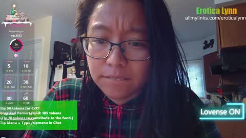 Snapshot of eroticalynn chatting on 12/20/24, 07:07 Lynn online show from 12/20/24, 07:07