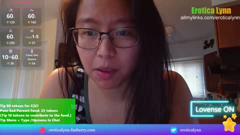 Snapshot of eroticalynn chatting on 12/30/24, 05:44 Lynn online show from 12/30/24, 05:44