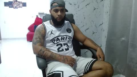 Snapshot of eroticoblack chatting on 06/07/26, 04:27 Eroticoblack online show from 06/07/26, 04:27