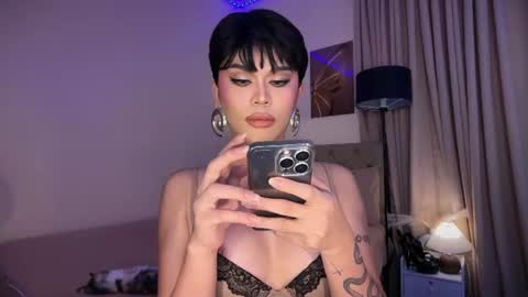 Snapshot of erotictsmonica chatting on 07/09/26, 08:13 monica online show from 07/09/26, 08:13