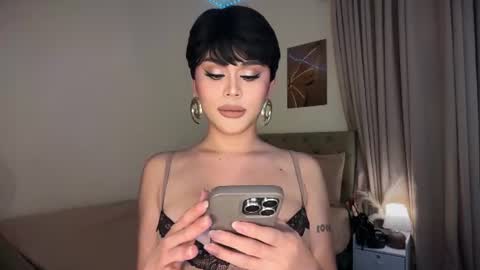 Snapshot of erotictsmonica chatting on 07/16/26, 06:47 monica online show from 07/16/26, 06:47