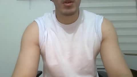 Snapshot of erra311 chatting on 04/05/26, 01:36 erra311 online show from 04/05/26, 01:36