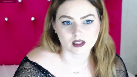 Snapshot of erryka chatting on 01/27/25, 05:14 Erika online show from 01/27/25, 05:14