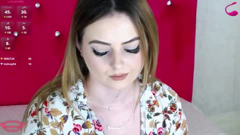 Snapshot of erryka chatting on 02/08/25, 08:09 Erika online show from 02/08/25, 08:09