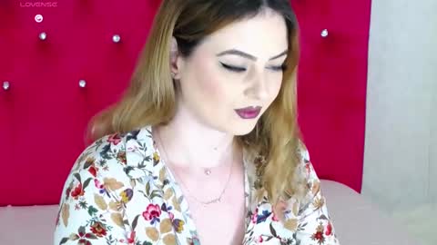 Snapshot of erryka chatting on 02/20/25, 05:12 Erika online show from 02/20/25, 05:12