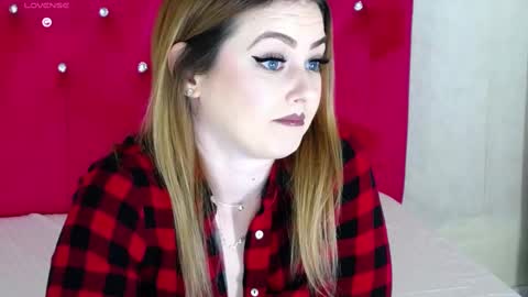 Snapshot of erryka chatting on 02/25/25, 05:30 Erika online show from 02/25/25, 05:30