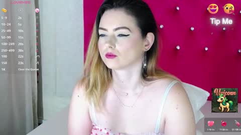 Snapshot of erryka chatting on 09/30/25, 04:28 Erika online show from 09/30/25, 04:28