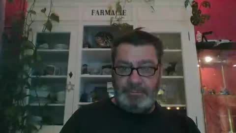 Snapshot of erwin1966 chatting on 01/16/25, 12:12 Erwins room welcome sound on online show from 01/16/25, 12:12