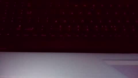 Snapshot of erwin1966 chatting on 01/18/25, 04:53 Erwins room welcome sound on online show from 01/18/25, 04:53