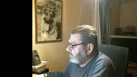 Snapshot of erwin1966 chatting on 01/22/25, 12:59 Erwins room welcome sound on online show from 01/22/25, 12:59