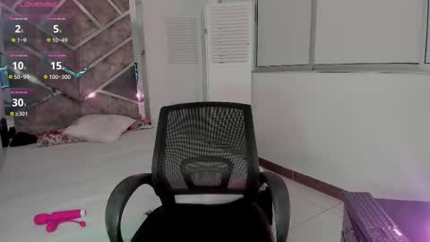 Eryx online show from 10/03/25, 01:52