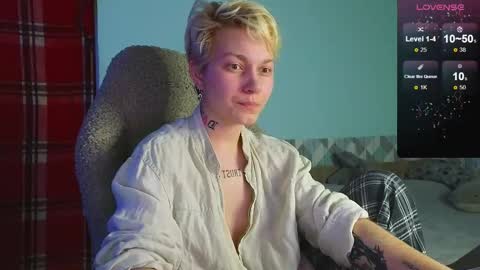 esajukyy online show from 12/20/24, 02:16