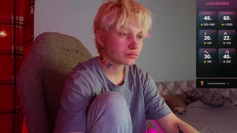 esajukyy online show from 02/28/25, 01:47