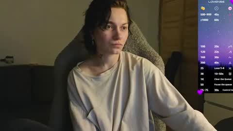 Snapshot of esajukyy chatting on 03/20/26, 01:38 esajukyy online show from 03/20/26, 01:38