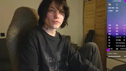 Snapshot of esajukyy chatting on 03/27/26, 01:00 esajukyy online show from 03/27/26, 01:00